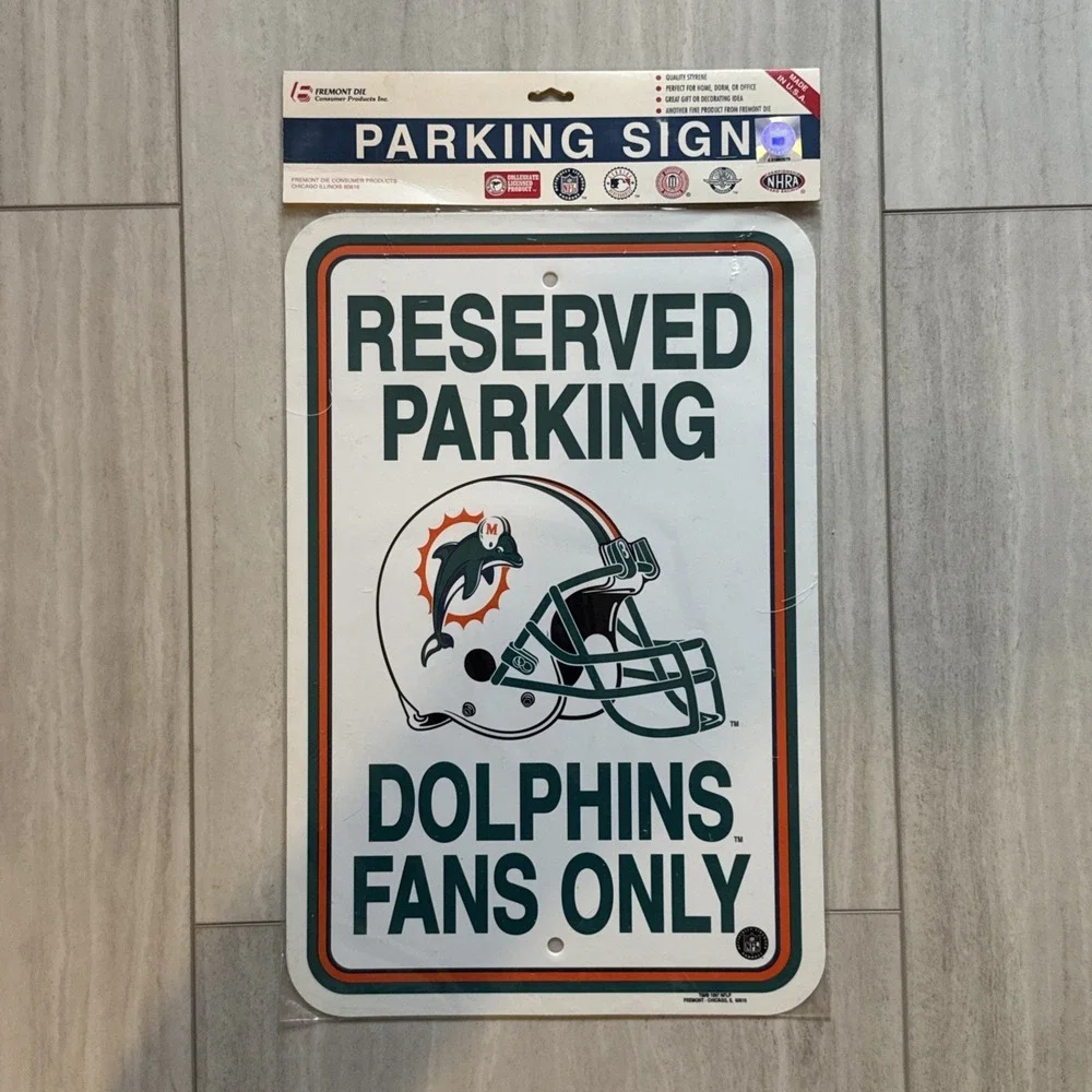 Vintage MIAMI DOLPHINS Fan Parking Only Metal Sign - NEW** RESERVED Parking Rare